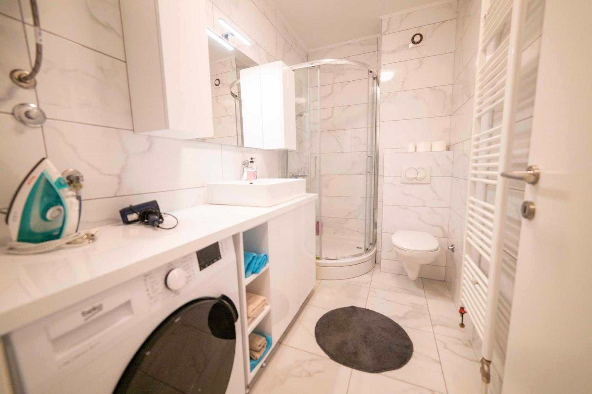 Apartment 5 Star Lukavica Bagian luar foto