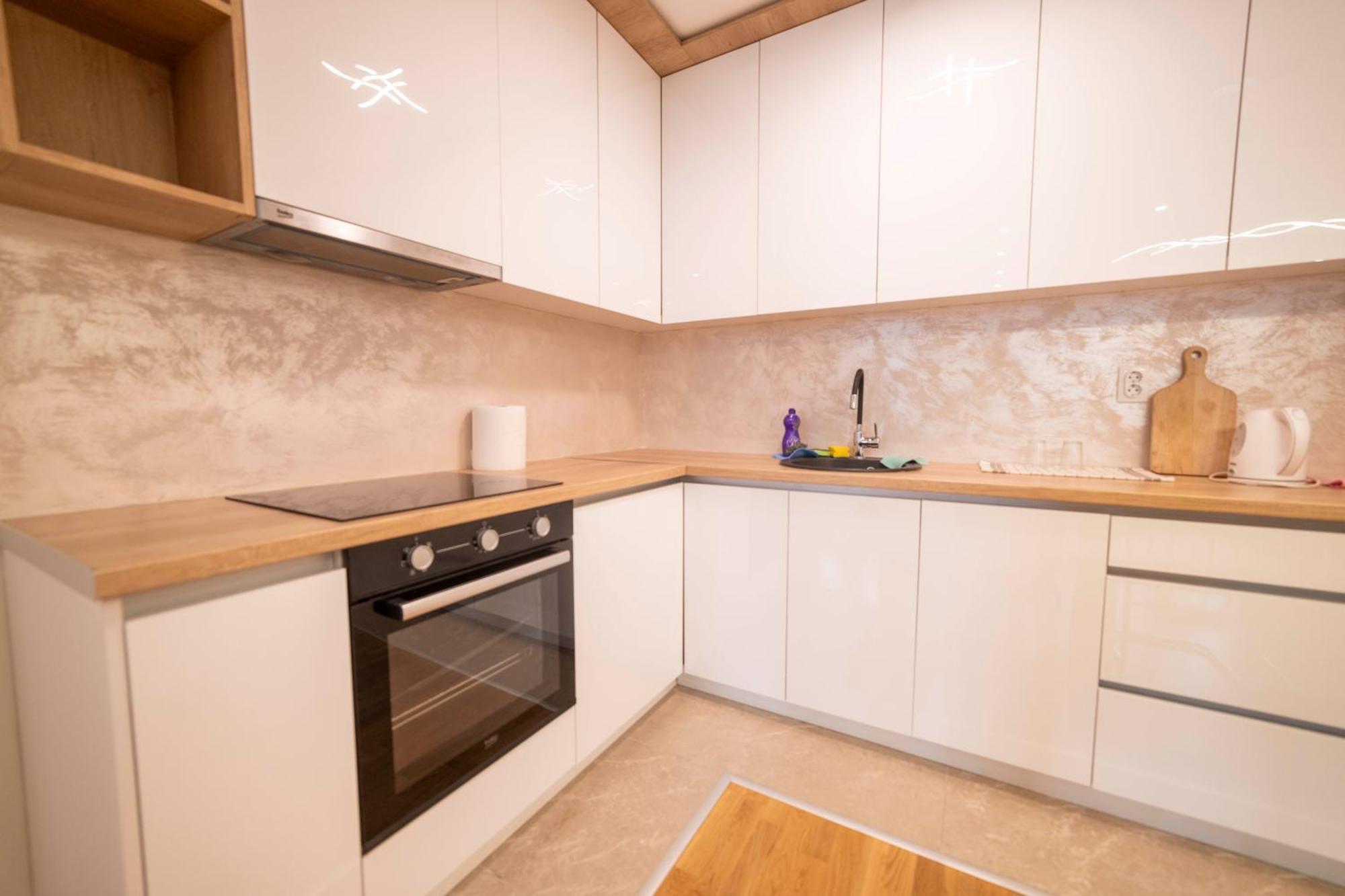 Apartment 5 Star Lukavica Bagian luar foto
